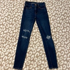 American Eagle Jeggings with rips on the legs and back pocket (without patches)